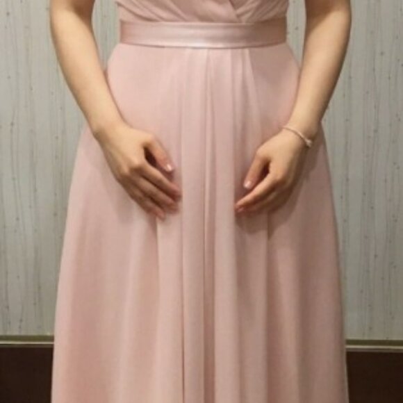 Vera Wang NWT - Blush Chiffon Halter Bridesmaid Dress – Size 8 - Picture 1 of 16